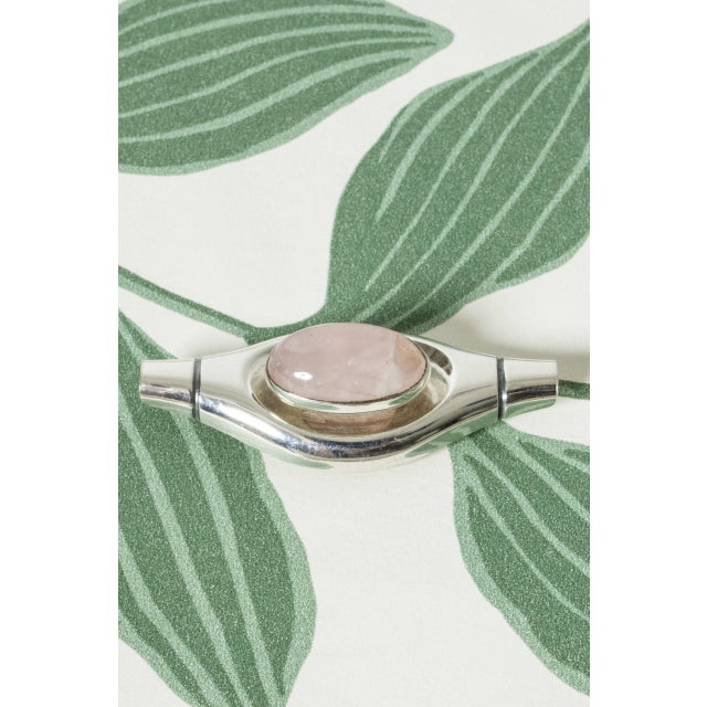 Mid-Century Modern Silver and Rose Quartz Brooch by Elis Kauppi, 1960s For Sale - Image 3 of 7