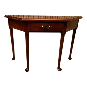 Mid 20th Century Statton Furniture Vintage Queen Anne Style Solid Cherry Console Table.