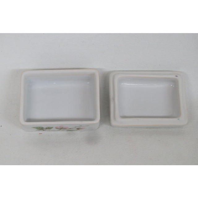 Ceramic Andrea by Sadek Pink Blossom Porcelain Trinket Vanity Ring Box With Lid 4514b For Sale - Image 7 of 12