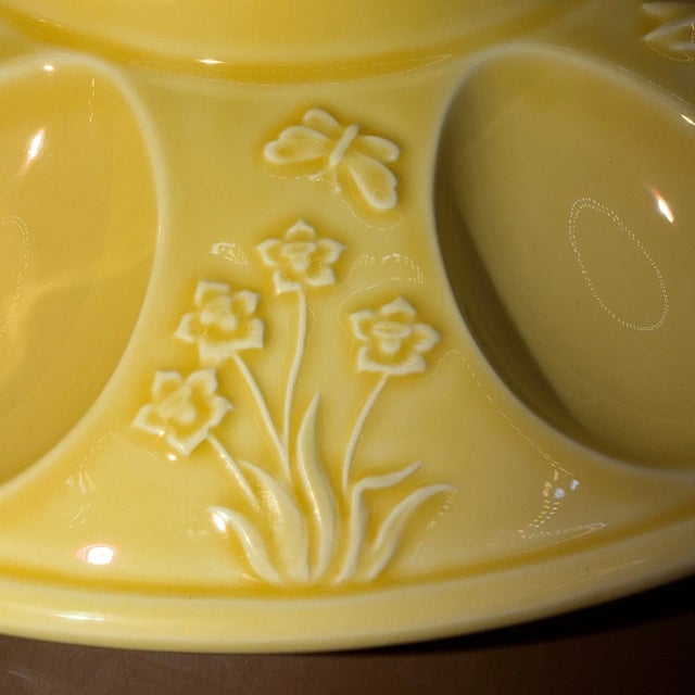 Bordallo Pinheiro Vintage Bordallo Pinheiro Deviled Egg Bunny Majolica Platter For Sale - Image 4 of 5