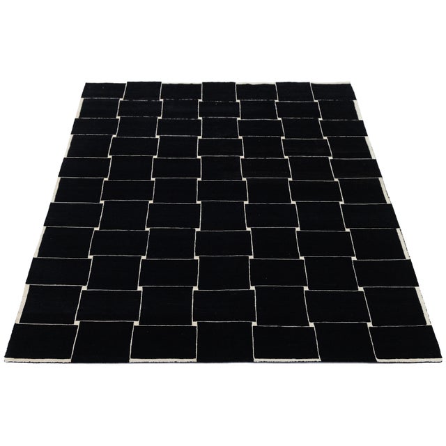 Contemporary Graphic Basketweave Black and Cream Wool Rug Modernist Grid 8x10 For Sale In New York - Image 6 of 12