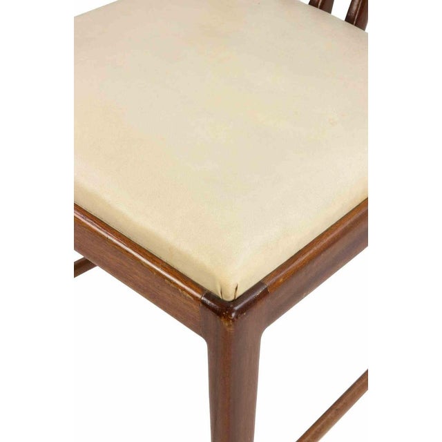 Vintage Italian Chairs in Mahogany Wood and Leather, 1950s, Set of 6 For Sale - Image 3 of 8