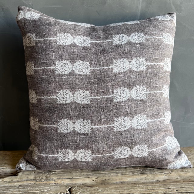 French Provincial Nadia Floral Linen Pillow For Sale - Image 3 of 9