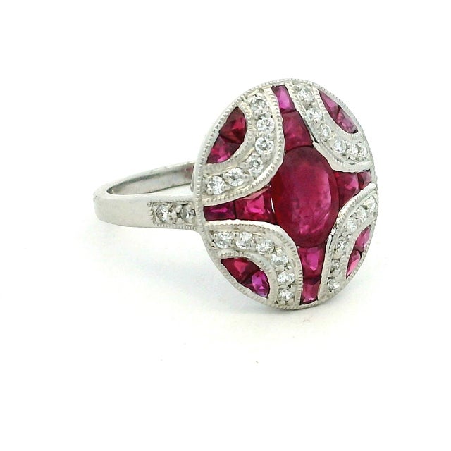 Platinum Cabochon Ruby, Diamond and Calibré Ruby Bombé Ring, Size 7.5 For Sale - Image 11 of 13