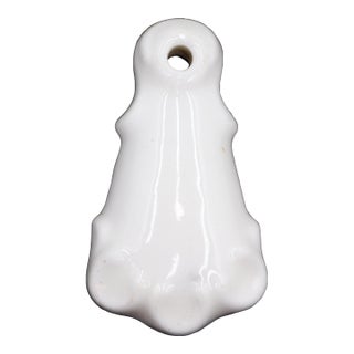 Antique Acanthus Leaf White Ceramic Keyhole Draft Cover For Sale