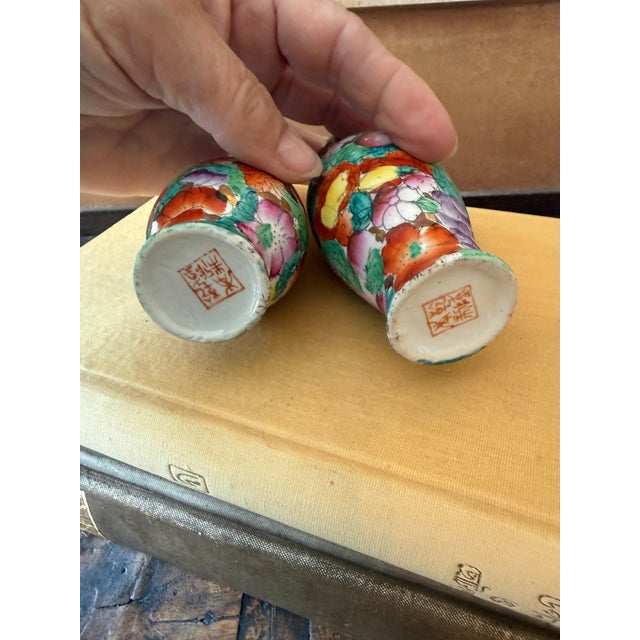 Pair Vintage Millefleurs 100 Flowers Miniature Porcelain Vases – Pair | Hand-Painted Floral Chinese Porcelain | 1950s–1970s For Sale - Image 9 of 9