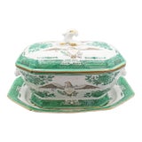 Circa 1912-49 Green Fitzhugh Chinese Export Porcelain Armorial Tureen, Cover, & Undertray For Sale