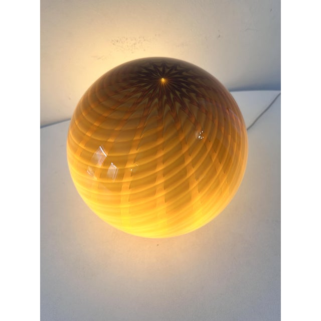 Amber and Brown "Spider" Sphere Table Lamp in Murano Glass For Sale - Image 4 of 8