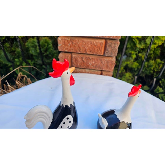 Porcelain Hen and Rooster Figurines, 1970s, Set of 2 For Sale - Image 4 of 6