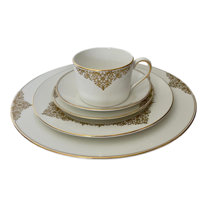1990s Wedgwood Bone China Vera Wang Empress Jewel Dinner Set- 5 Pieces