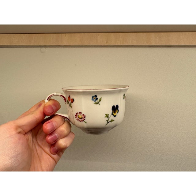 1980s Villeroy & Boch Petite Fleur Tea Cups & Pie Server Set For Sale - Image 12 of 12