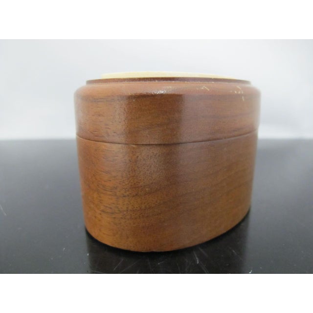 Small Japanese Oval Wood Box With Etched Bone Samurai Warrior For Sale - Image 4 of 9