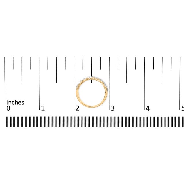 10K Yellow Gold 1/5 Cttw Diamond Cuban Link Ring Band (I-J Color, I2-I3 Clarity) - Size 8 For Sale In New York - Image 6 of 6