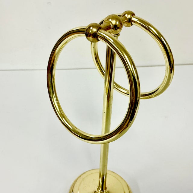 1970s Hollywood Regency Boho Chic Brass Finish Hand Towel Countertop Stand For Sale - Image 12 of 17