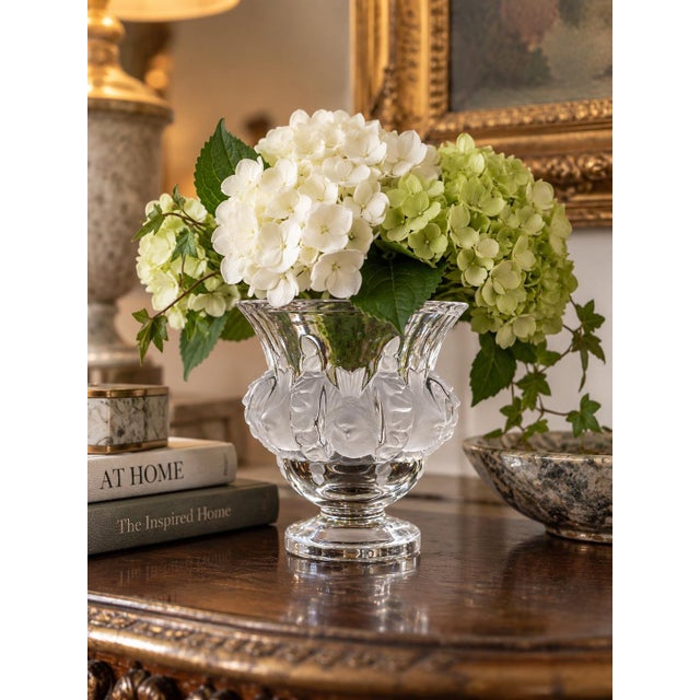 Lalique Dampierre Crystal Vase – Frosted Sparrow Motif, Signed France For Sale In Saint Louis - Image 6 of 6