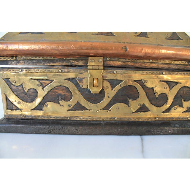 Wood Vintage Wood, Brass & Copper Hinged Trinket Box For Sale - Image 7 of 12