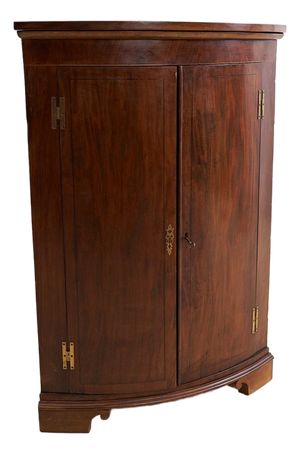 Corner Cabinet in Wood