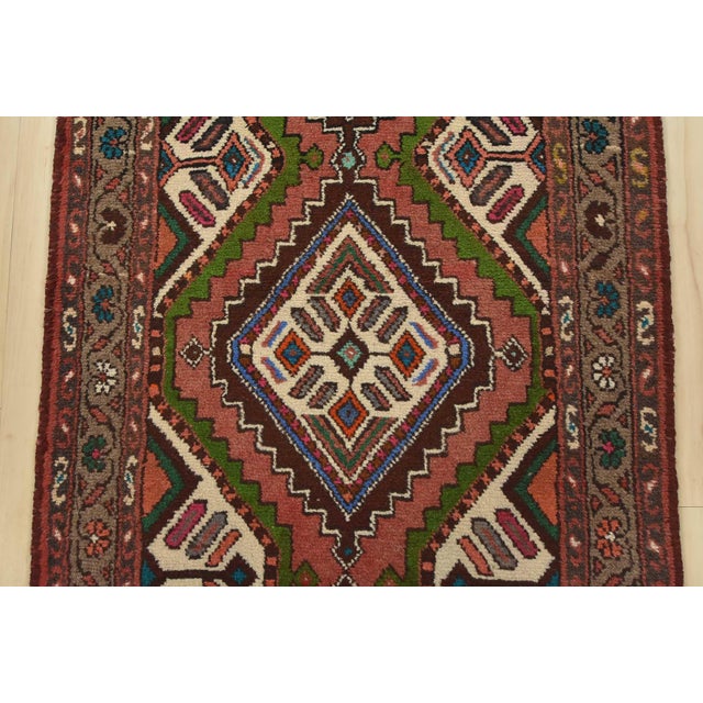 1990s Hamedan Runner 2’7” X 9’2” Pink Wool Vintage Tribal Hand-Knotted Oriental Rug For Sale - Image 5 of 14