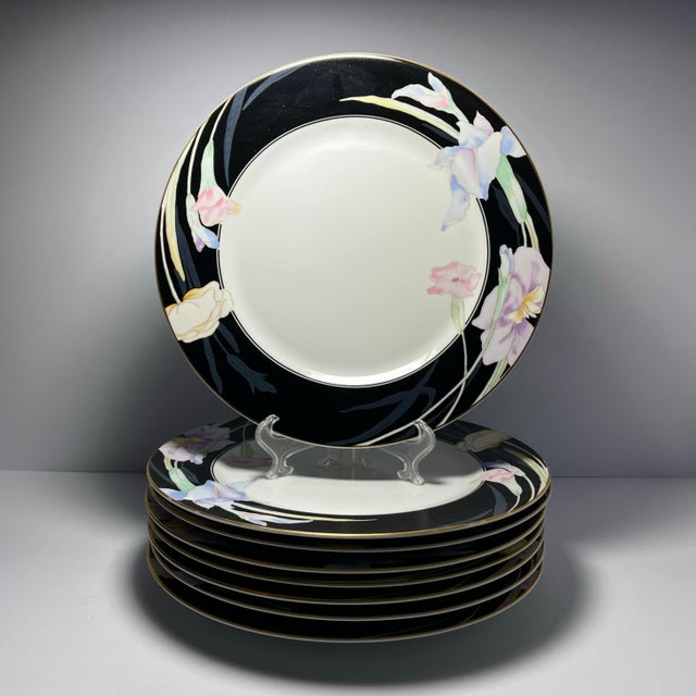 Mikasa “Charisma, Black” Set of 8 Porcelain Dinner Plates 10 5/8” Good vintage condition. No chips, cracks, or fleabites....