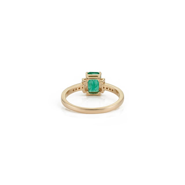 VRJewels 14k Gold 1.09ct Emerald Engagement Ring With Diamonds for Her Size 4 For Sale - Image 11 of 18