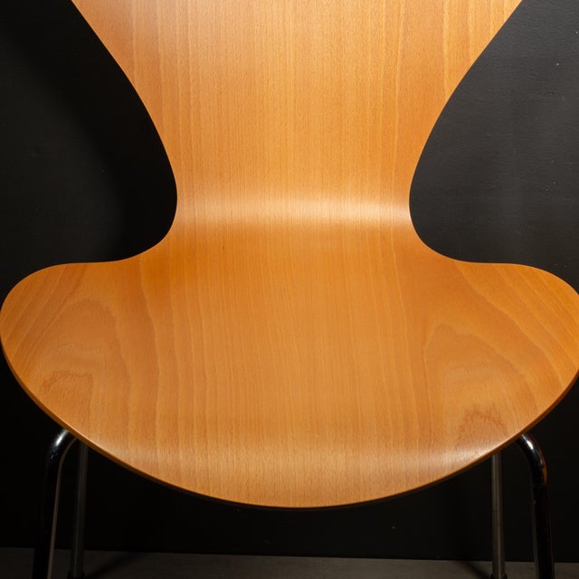 Mid-Century Modern Fritz Hansen Series 7 Chair-Beech For Sale - Image 3 of 8