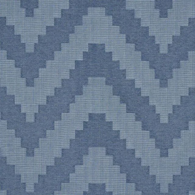 This large-scale, stepped chevron design is a cotton-wool faille weave with a textural melange yarn. It's a handsome,...