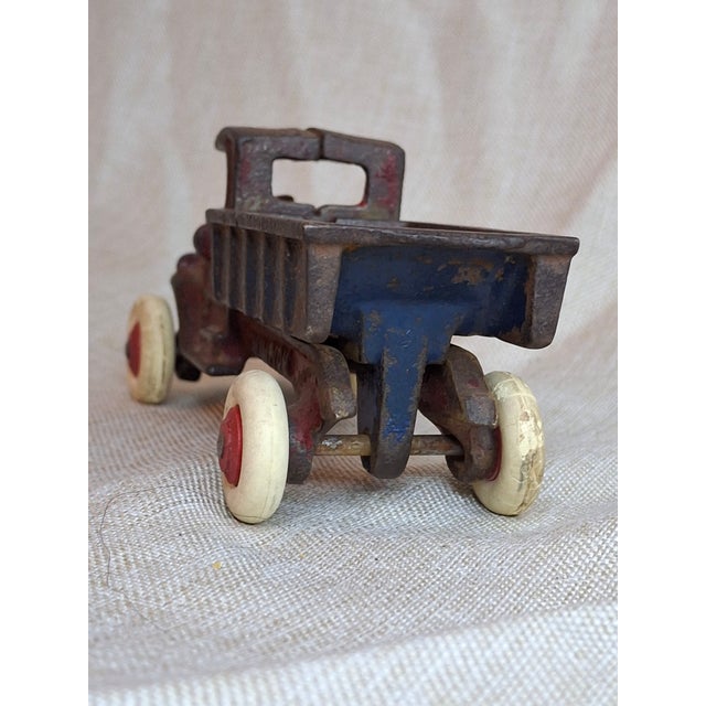 Rare 1920s Champion Cast Iron Mack C-Cab Dump Truck Original Paint & White Tires For Sale - Image 14 of 18