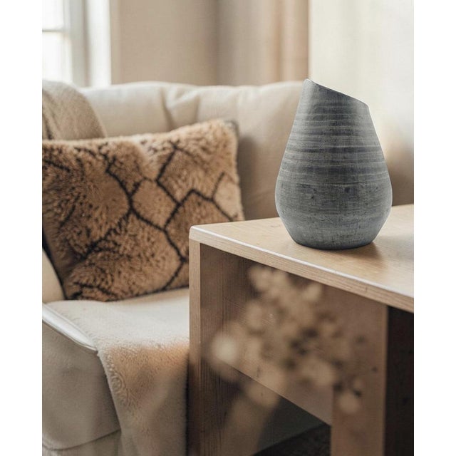 Vase with Organic Shape and Anthracite Textured Finish, Italy, 1970s For Sale - Image 6 of 9