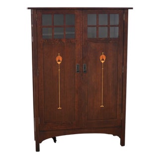 Stickley Harvey Ellis Arts & Crafts Oak 2 Door Cabinet For Sale