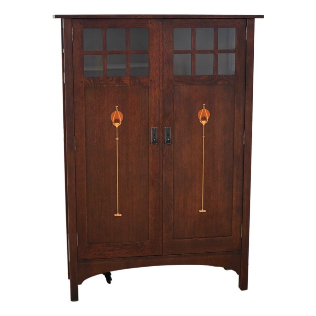 Stickley Harvey Ellis Arts & Crafts Oak 2 Door Cabinet For Sale