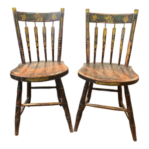 Antique Hand-Painted American Thumbback Windsor Chairs – Pair