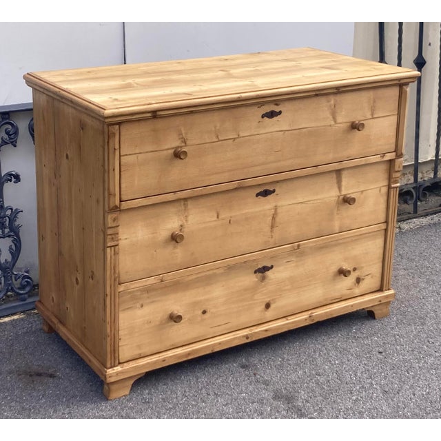 Rustic European Late 19th Century Pine Chest of Three Drawers For Sale - Image 3 of 16