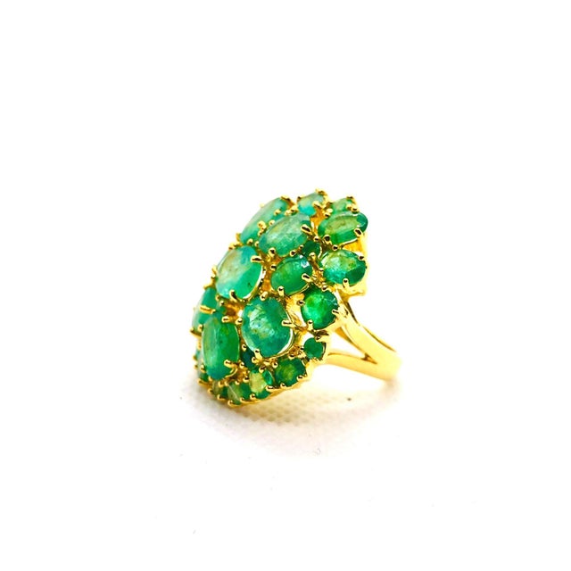 Bright Green Bochic “Capri” Vintage Natural Emerald Retro Cluster Ring Set In 18K Gold & Silv For Sale - Image 8 of 9