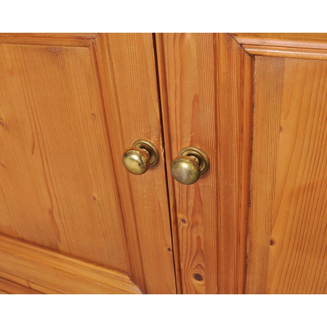 Country English Georgian Pine Bookcase Astragal Glazed Doors For Sale - Image 13 of 18
