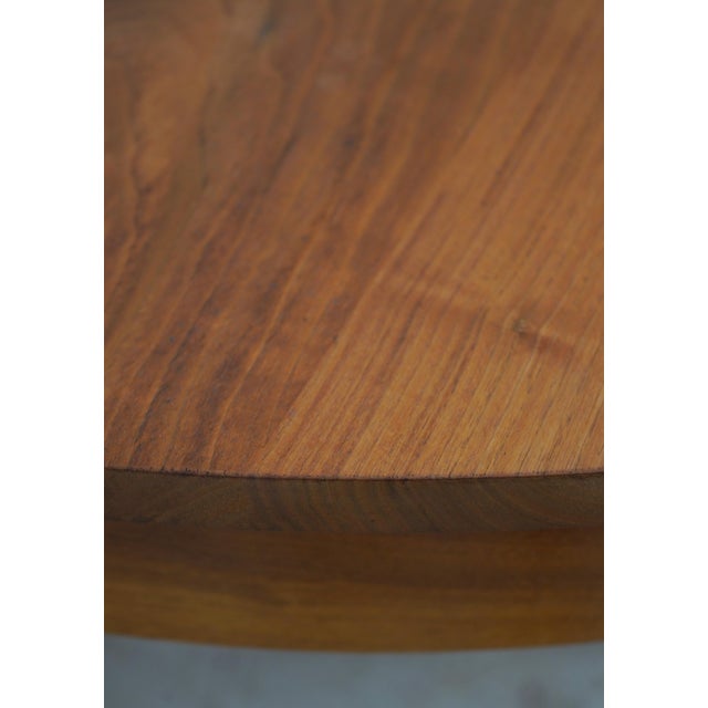 Thomas Moser Walnut & 8 Leg Dining Room Table For Sale In Philadelphia - Image 6 of 14