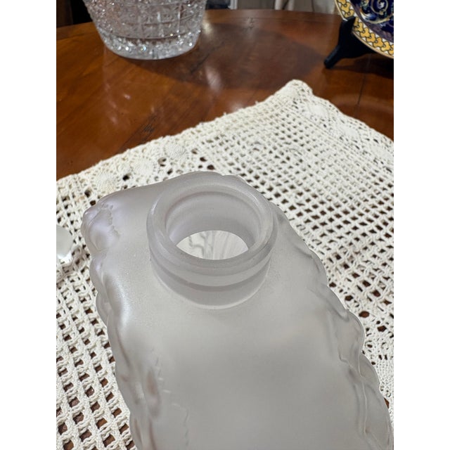Art Deco Perfume Bottle by René Lalique for Lalique, France, 1930s For Sale - Image 13 of 17