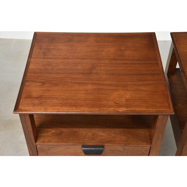 1950s Refinished Walnut Nightstands by Edward Wormley for Dunbar - A Pair For Sale In Boston - Image 6 of 12