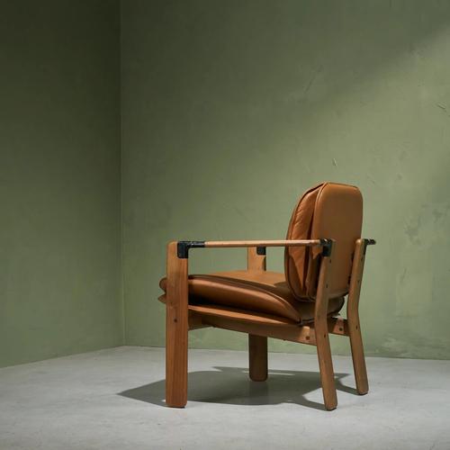 Dueacca Armchair in Walnut and Leather by Franco Poli for Bernini, Italy, 1985 For Sale - Image 11 of 11