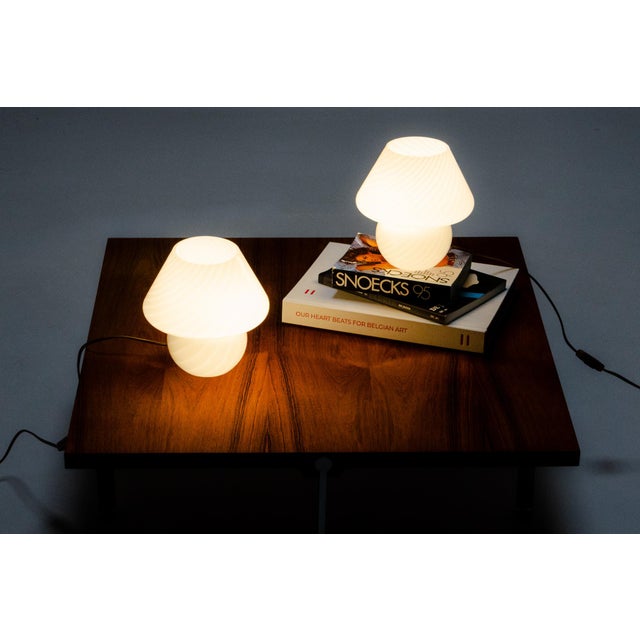 Vintage Mushroom Table Lamps by Venini for Mazzega, Italy, 1960s, Set of 2 For Sale - Image 9 of 11