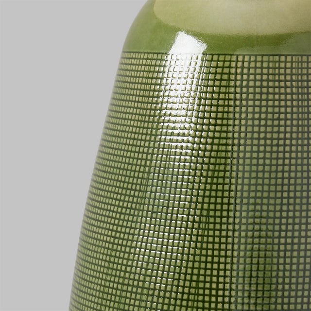 Visual Comfort Aerin by Visual Comfort Studio Ornella Medium Table Lamp in Green For Sale - Image 4 of 5