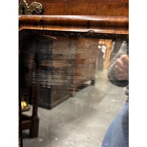 Early Georgian Walnut Wall Mirror For Sale - Image 10 of 15
