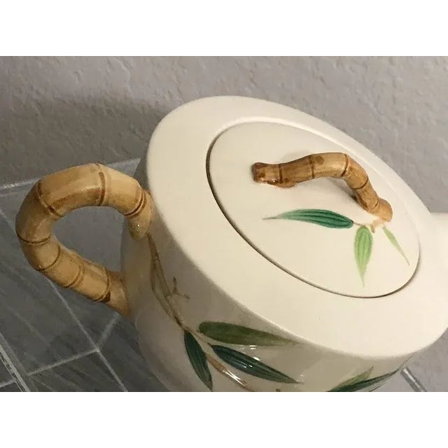 Pristine 42-Pc Mid Century Maruta Ware "Tropicana" Dinnerware Set - Hand Painted Bamboo Art of the Table For Sale - Image 9 of 11