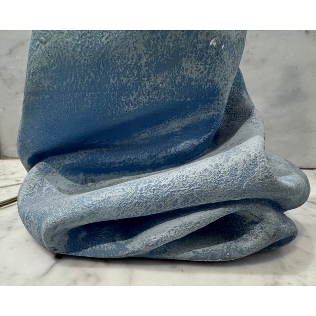 John Dickinson Mid 20th Century John Dickinson Attributed to Draped Plaster Table Lamp For Sale - Image 4 of 12