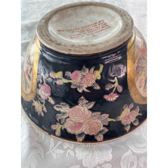 Enhance your home decor with this stunning vintage Macau porcelain bowl. This 8.5-inch diameter bowl features a striking...