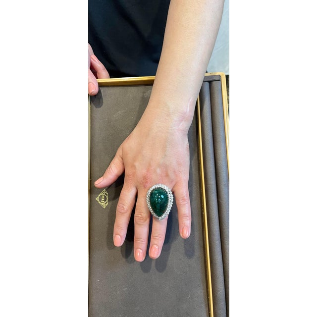 55 Carat Pear Shape Emerald Cabochon & 5.5 Ct Diamond Ring /Pendant 14 Kt Gold For Sale - Image 13 of 18