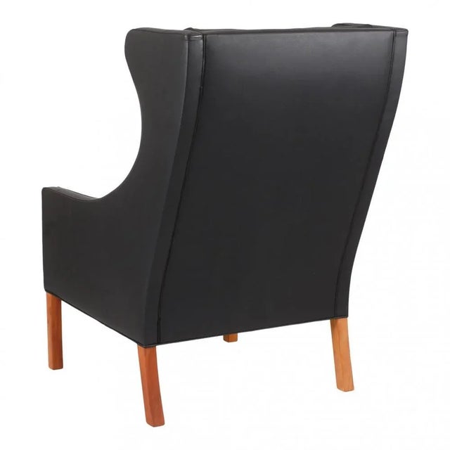 Børge Mogensen Wing Chair in Black Bison Leather by Børge Mogensen for Fredericia, 1960s For Sale - Image 4 of 5