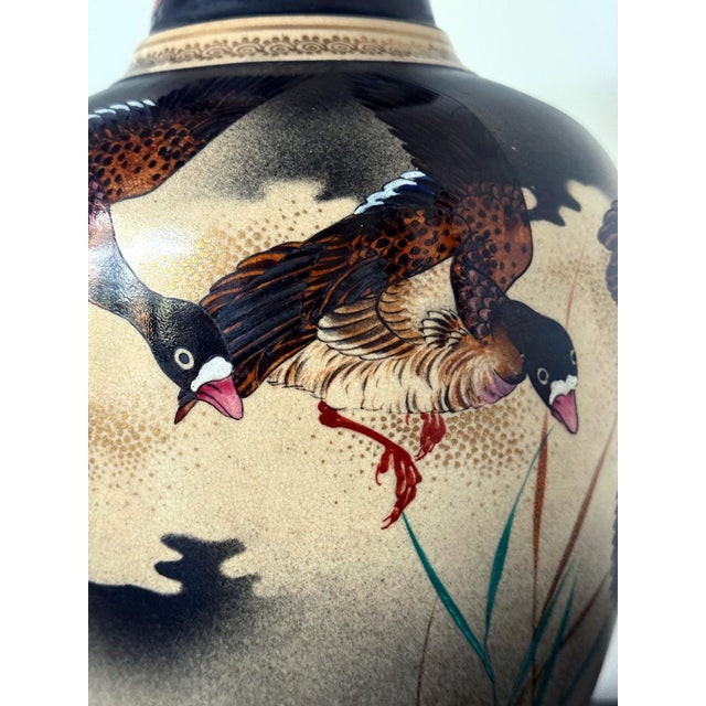 Large Japanese Ceramic Vase with Flying Autunm Geese by Kinkozan Studio For Sale - Image 12 of 17