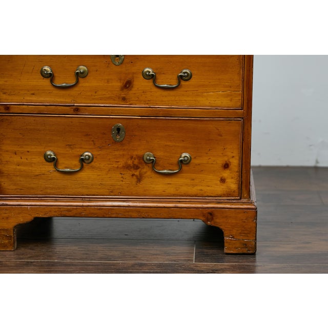 English 19th Century Pine Chest with Three Graduating Drawers and Brass Hardware For Sale In Atlanta - Image 6 of 12