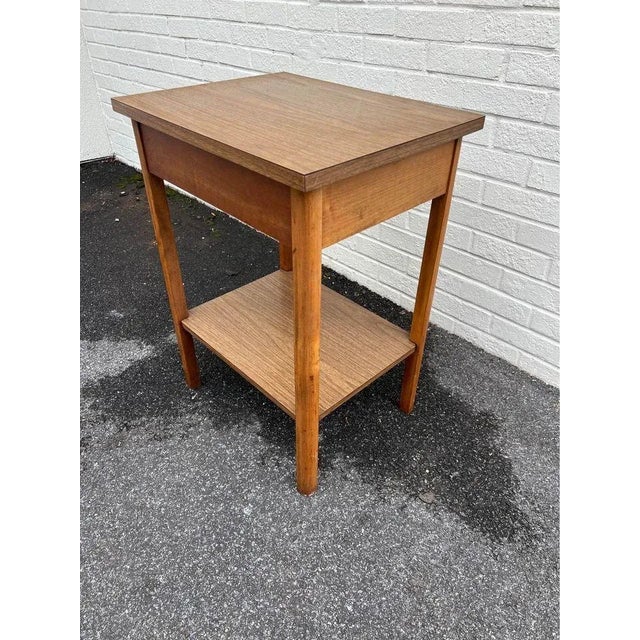 Mid-Century Modern Mid 20th Century Mid Century Modern 2 Tier Side Table For Sale - Image 3 of 8