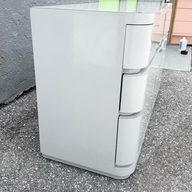 Wood Postmodern Gray Gloss Laminate Curved Edge Dresser For Sale - Image 7 of 11